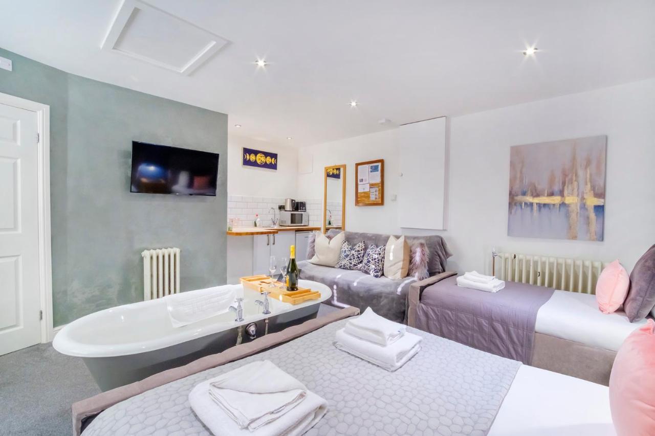 The Stables Luxury House With Hot Tub Apartment York Ngoại thất bức ảnh